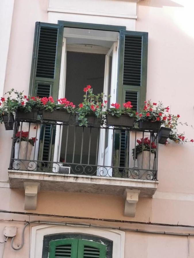 Cairoli 79 Apartment Bari Exterior foto